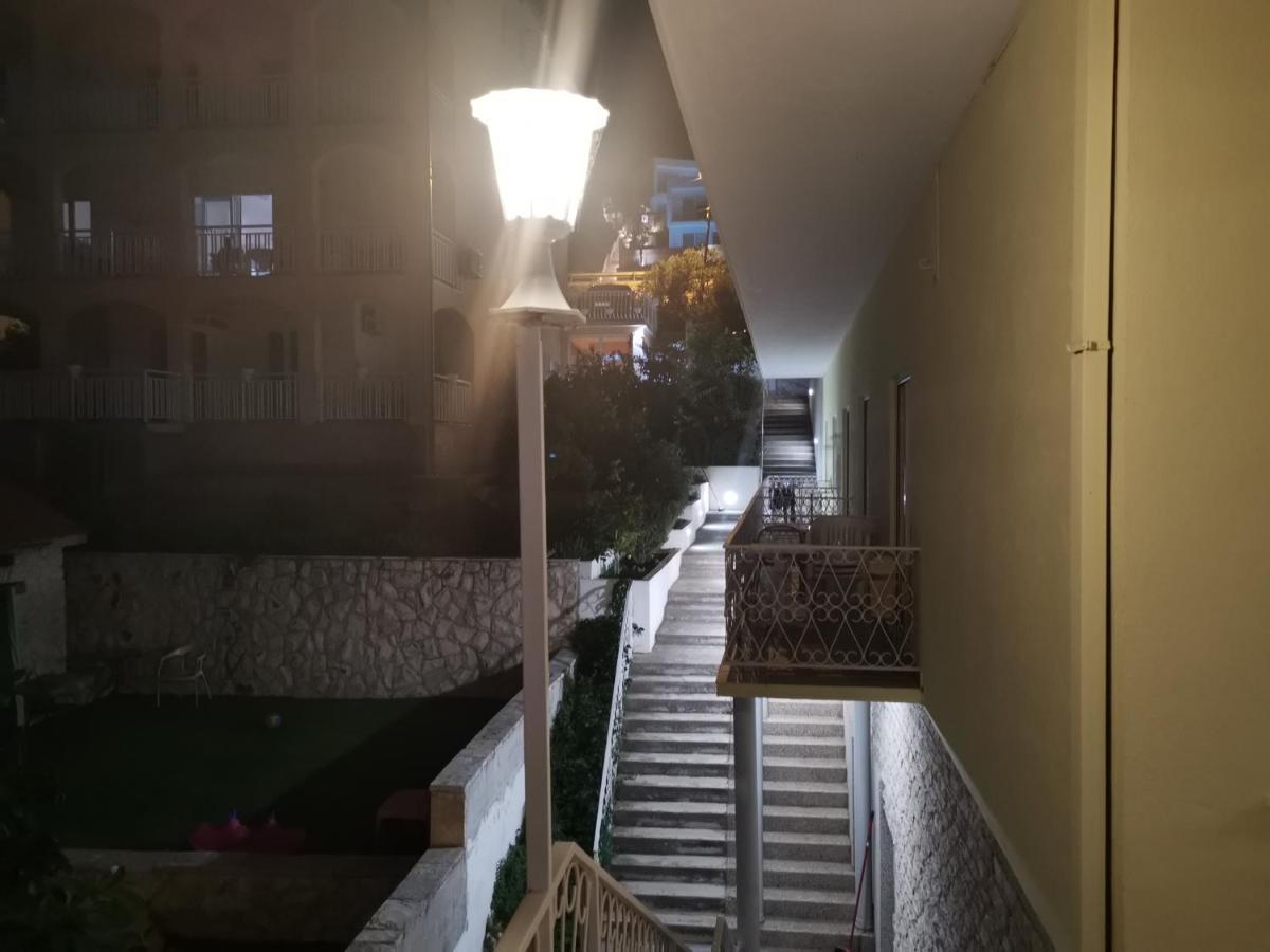 Villa Kairos Seget Donji Exterior photo